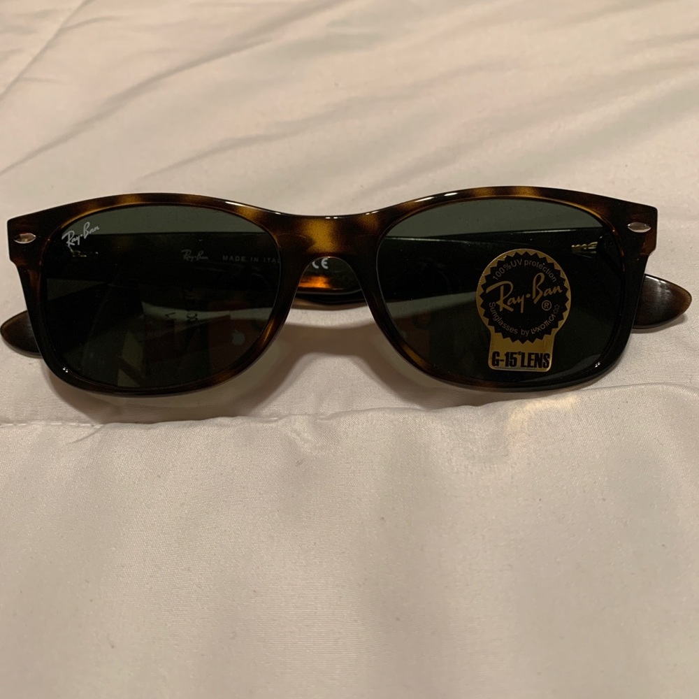 Ray-Ban New Wayfarer sunglasses